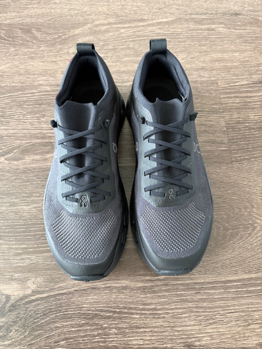On x Zendaya Women’s Cloudtilt Moon Sneakers (NEW)